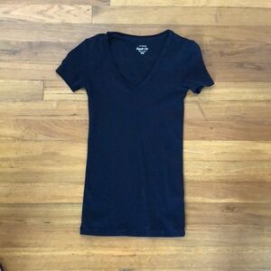 J. Crew perfect fit tee in‎ navy